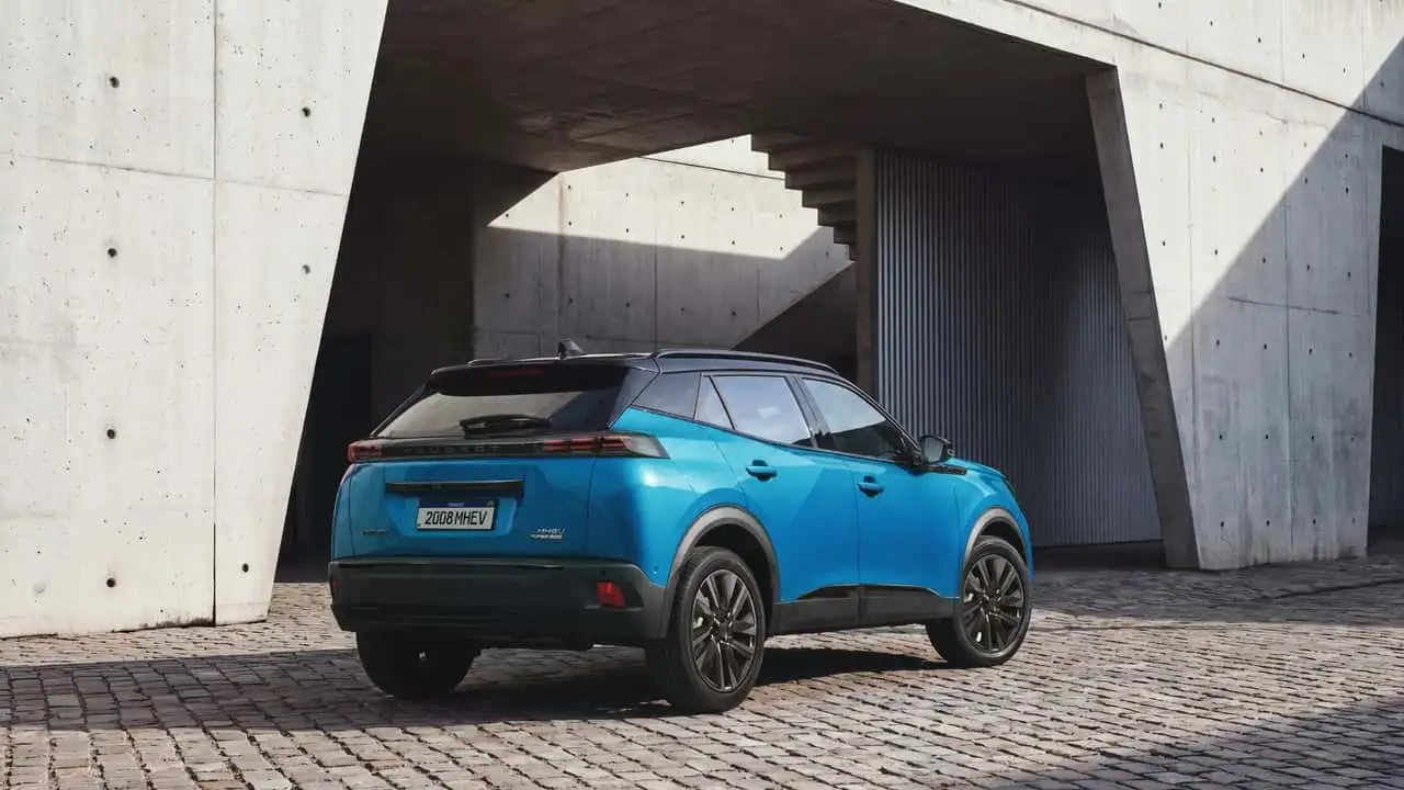 O Peugeot 2008 mal recebeu a linha 2027 e já ficou R$ 5 mil mais barato em todas as versões, numa mudança que chama atenção poucos dias depois do lançamento do SUV.