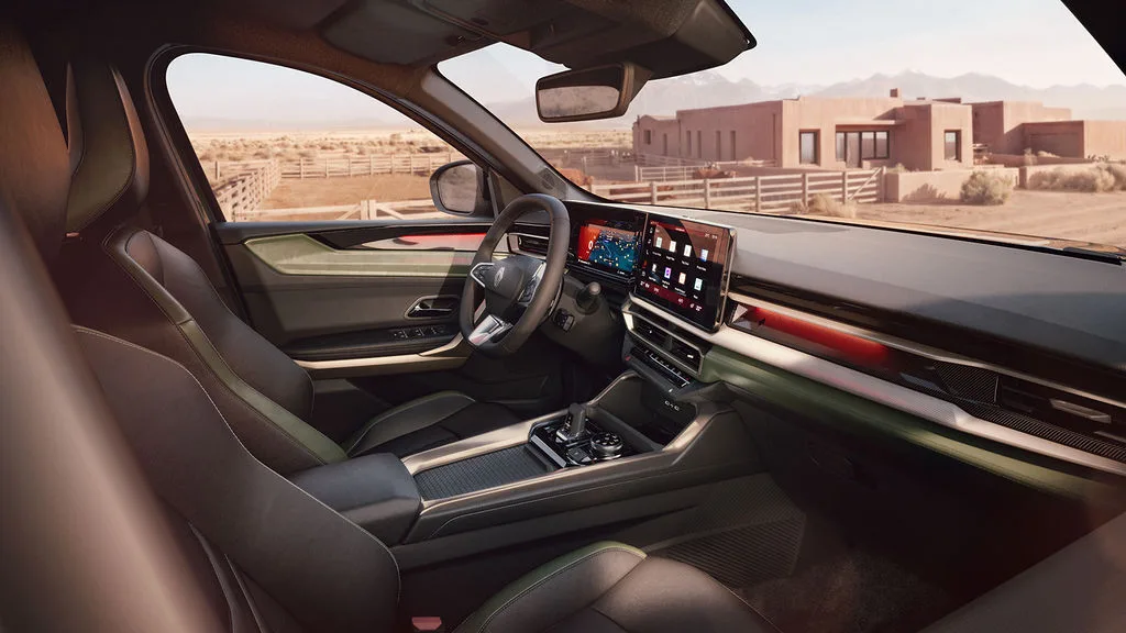 Na cabine, a Niagara traz multimídia de 10,1", painel digital de 10,2", ar de duas zonas, seis airbags, câmeras 360° e carregador de celular por indução sem fio.