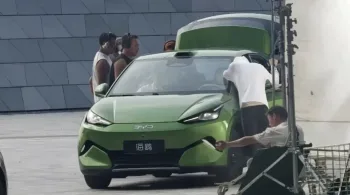 BYD Great Seagull é flagrado e revela novo elétrico que ficará entre o Dolphin Mini e o Dolphin GS, ampliando a família