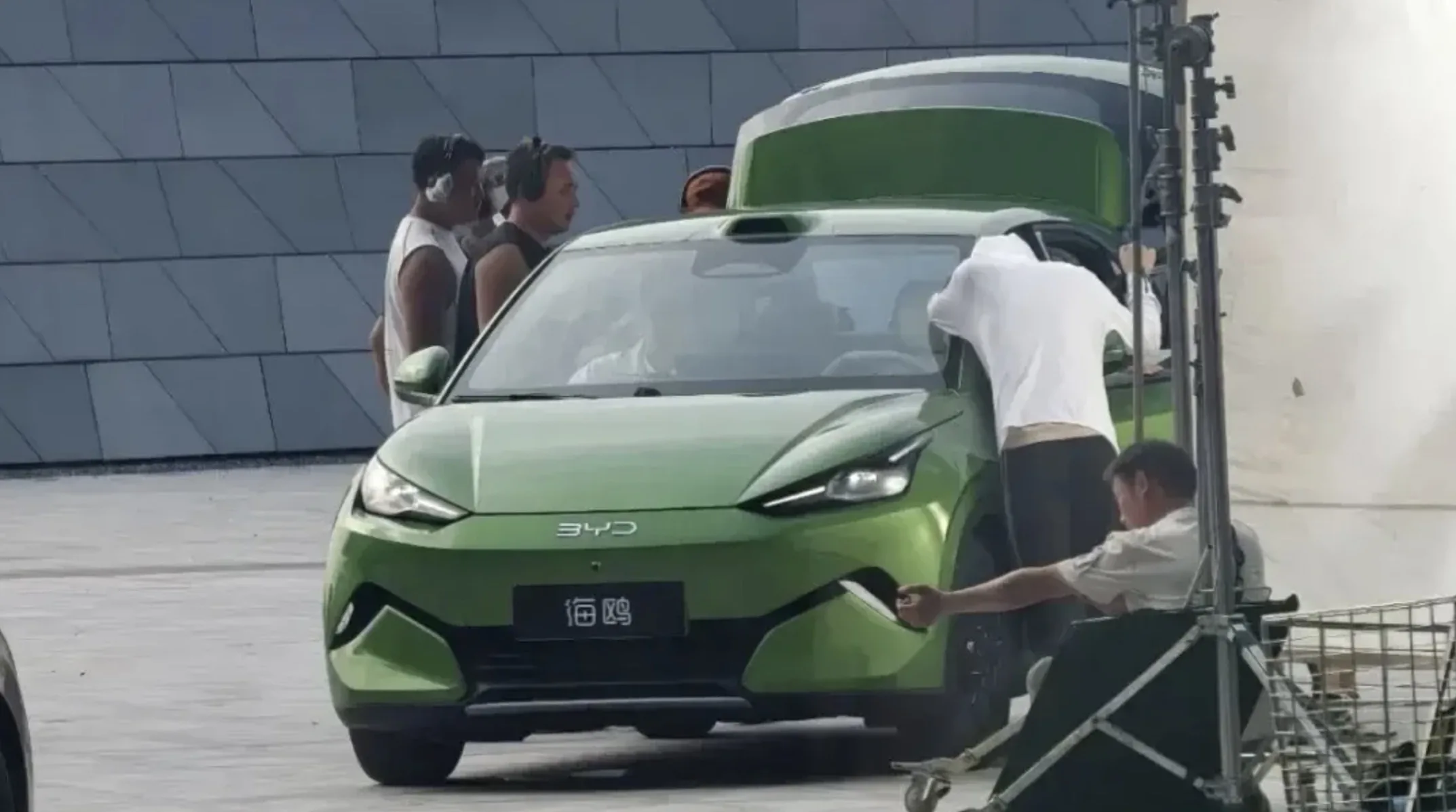 BYD Great Seagull é flagrado e revela novo elétrico que ficará entre o Dolphin Mini e o Dolphin GS, ampliando a família