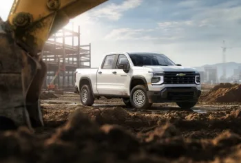 Chevrolet recua e decide não abandonar Android Auto e Apple CarPlay