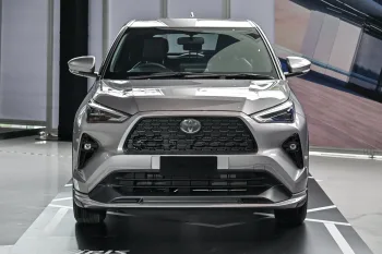 Toyota Yaris Cross 2026 cresce no Brasil e entra na briga com Creta, T-Cross, Kicks, Tracker e híbridos chineses, mas desempenho do híbrido não agrada quem quer esportividade