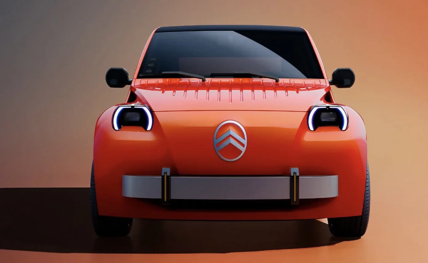 O antigo 2CV conquistou famílias pela simplicidade. O novo conceito mantém faróis redondos, para-brisa vertical e teto de lona, mas troca o motor a combustão pela eletricidade.