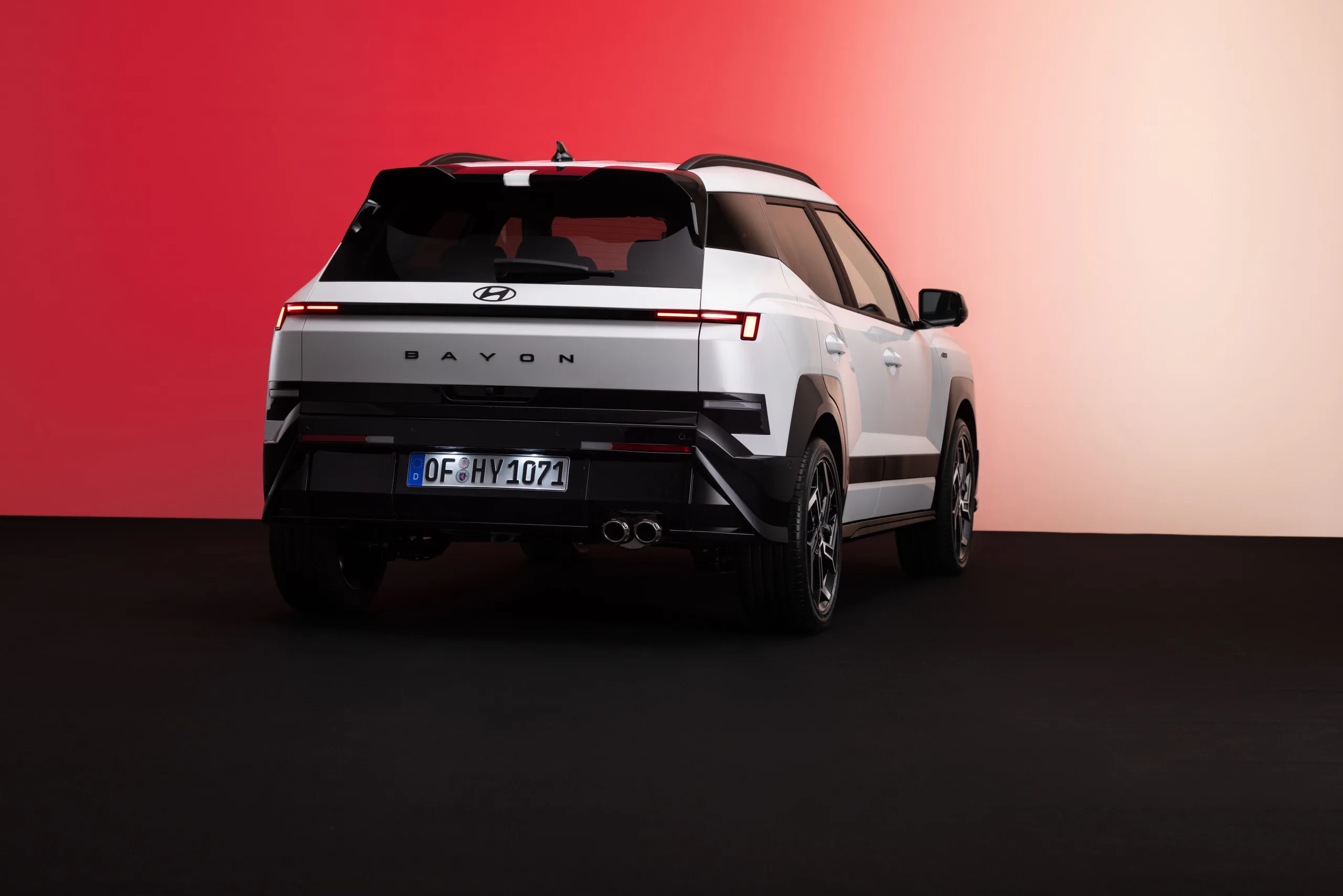 O novo SUV será fabricado em Piracicaba, São Paulo, enquanto a versão europeia virá da Turquia. A diferença importa: nem todos os motores e equipamentos estão confirmados para o Brasil.