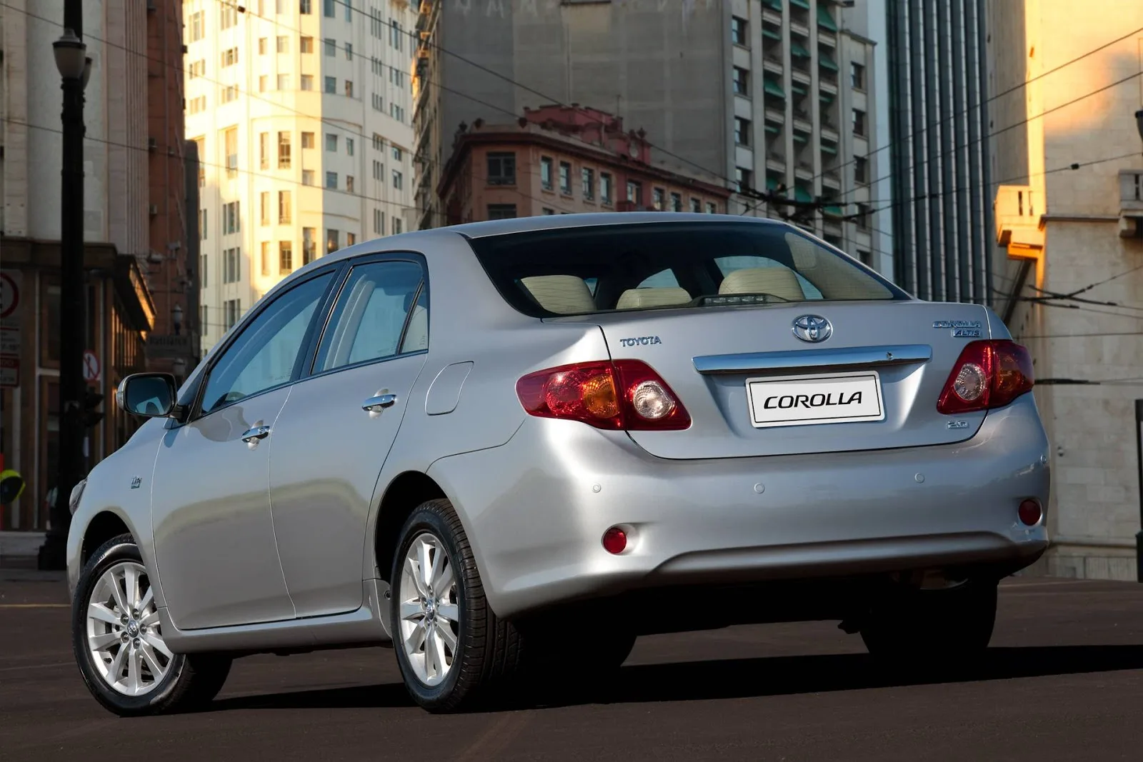 Em 2011, ter um Corolla na garagem era motivo de orgulho. O sedan japonês carregava uma fama invejável de durabilidade, mas o tempo revelou problemas que merecem atenção.