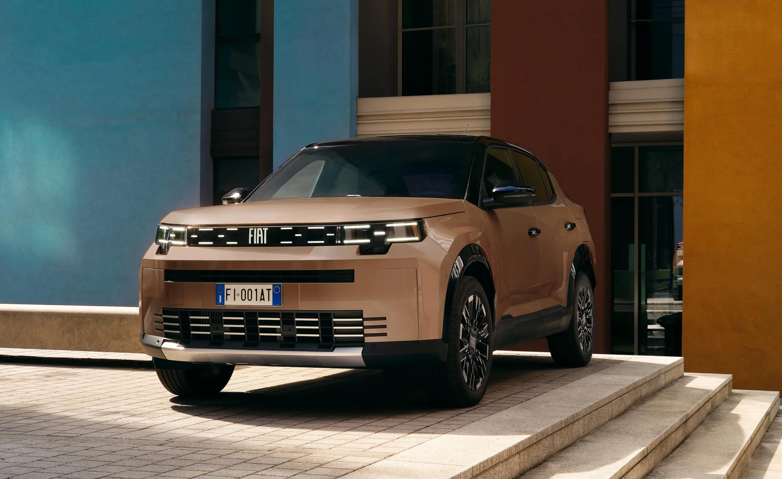 Também está prevista uma versão elétrica de 113 cv, com bateria de 53 kWh. Nenhum desses motores foi confirmado para os futuros Pulse e Fastback vendidos no Brasil.